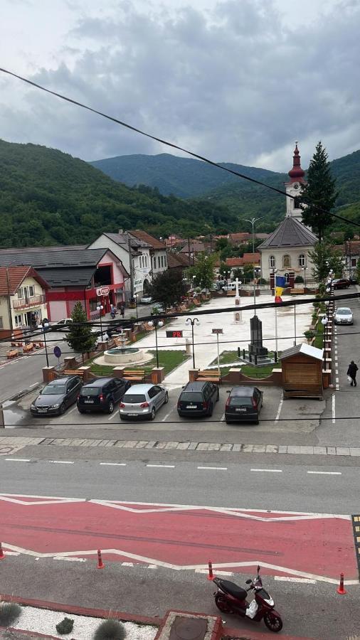 Apartament Maria 1 Băile Herculane Eksteriør bilde