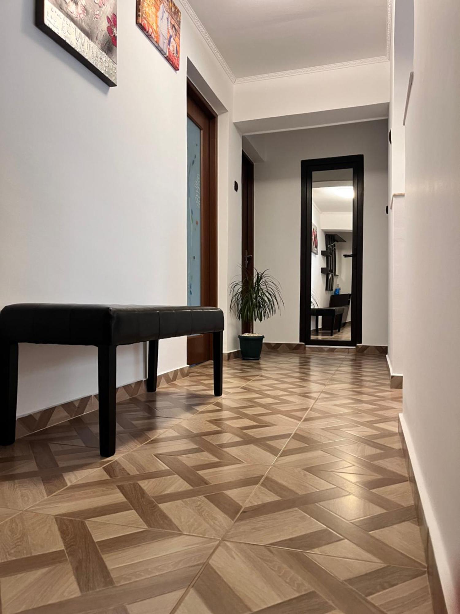 Apartament Maria 1 Băile Herculane Eksteriør bilde